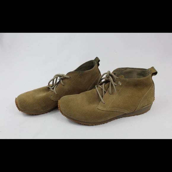 Eddie Bauer Khaki Dress Shoes - Picture 2 of 3